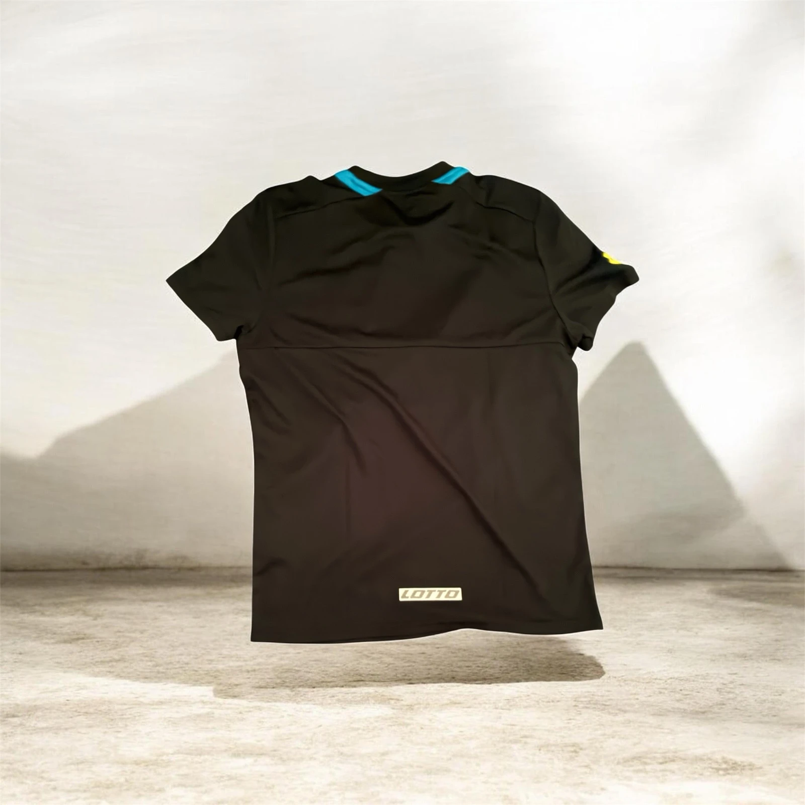 Black Lotto set (T-shirt + shorts) – Very good condition – photo 2
